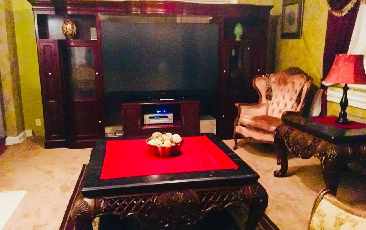 2 Bedroom Sleeps 6 Spacious Luxury Apartment 79 Монтгомері Екстер'єр фото